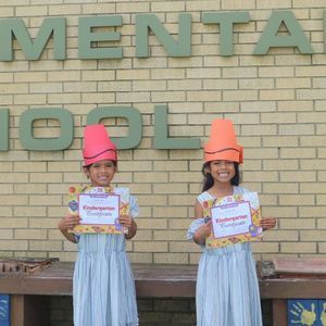 Meet your Posher, Elisa